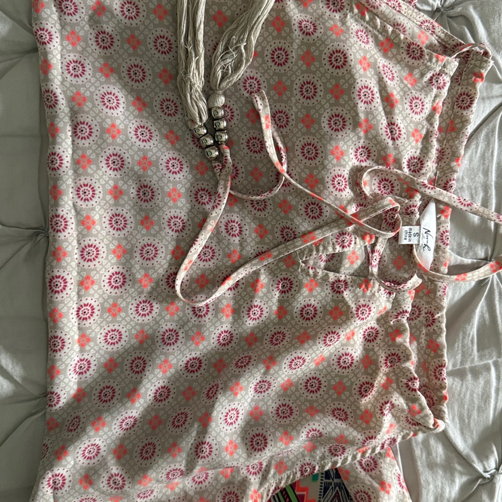 Geometric Patterned Wrap Top - Picture 2 of 2